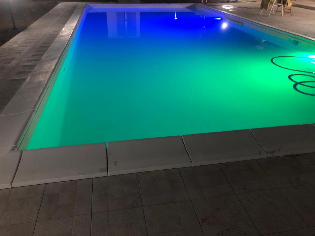 Villa Nunzia Con Piscina, Sauna E Idromassaggio. Floridia Eksteriør billede