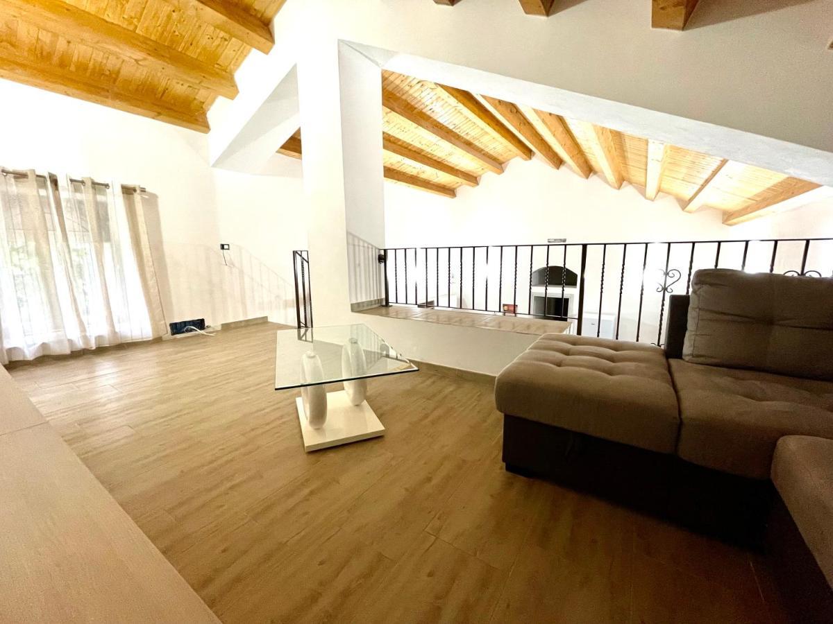Villa Nunzia Con Piscina, Sauna E Idromassaggio. Floridia Eksteriør billede