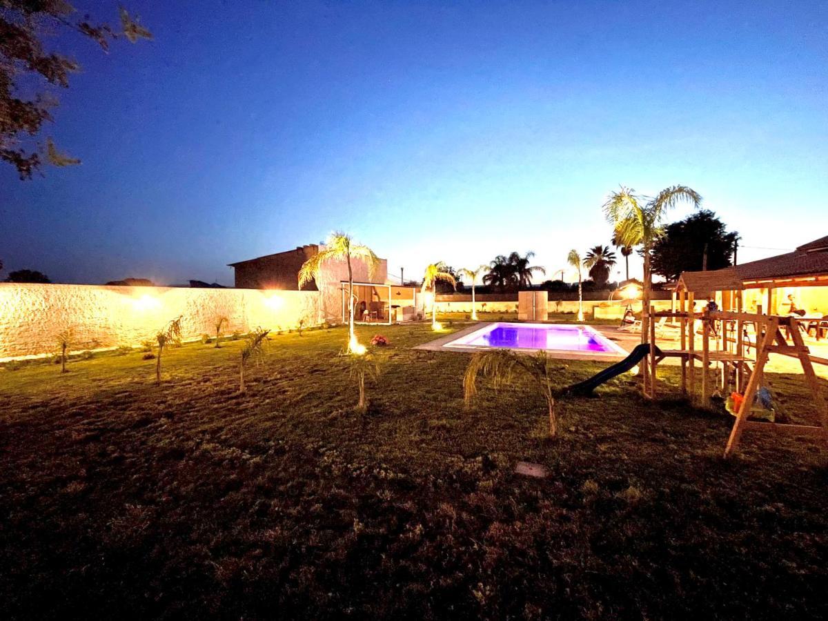 Villa Nunzia Con Piscina, Sauna E Idromassaggio. Floridia Eksteriør billede